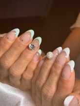 キラキラフレンチネイル！