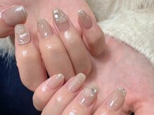 指先を綺麗に見せるカラーが得意です♪シンプルでもお上品に*