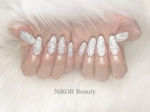 ニコルビューティー 高槻 南平台店(NiKOR beauty)/ワンカラー／4,000円～