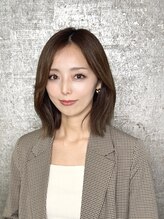 エレノアビューティー(Eleanor BEAUTY) Mina hida