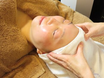 メナードフェイシャルサロン 三鷹駅南/スチーミング＆ヘッドケア