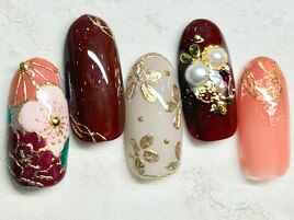 お正月 和装 上品 大人ネイル