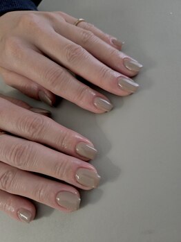 ワンカラー　ベージュ