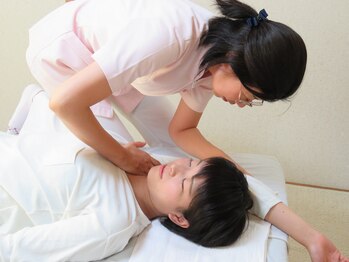道北カイロプラクティックオフィス旭川本院/首・肩~鎖骨部の調整