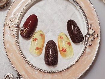 アムルーズ(Amoureuse)/紅葉ネイル♪