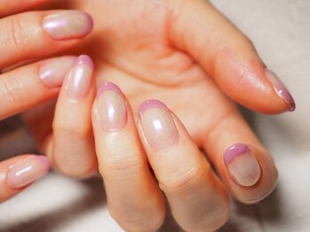 ビューティトリップ(Beauty TRIP)/スキニーフレンチは上品指先です