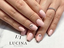 ネイルスタジオ ルキナ(LUCINA)/T-274 大人上品シンプルデザイン