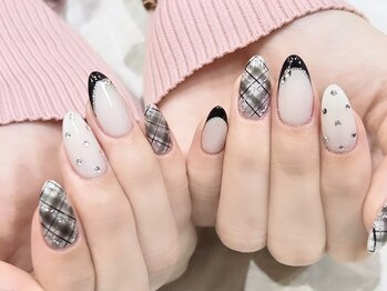 キーネイルアンドアイラッシュ(KEY)の写真/トレンドを取り入れた定額デザインから、持ち込み120分つけ放題まで♪