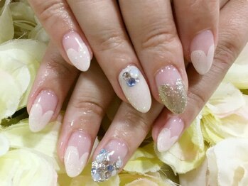 ネイルサロン 爪吉/ハートフレンチ＆キラキラ♪
