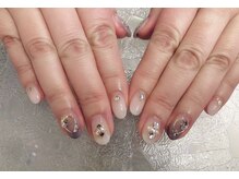 ラウレア(LAULE'A)/きらきらネイル★