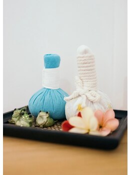 タイ古式マッサージ クワームスック 元町店/チェンマイ直輸入のハーブボール