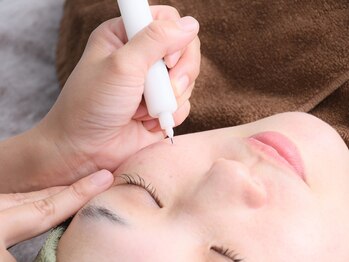 ファミル(FAMIL)/シミをケアしながら美肌になる！