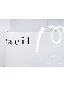 シンプル系（オフィス・日常）が得意