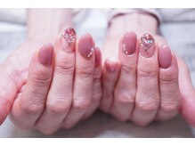 プチリリィ(Petit Lily)/キラキラ大人秋ネイル