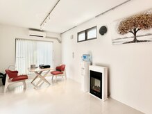 撫の樹の雰囲気(落ち着いてお話いただけるカウンセリングスペースもあります)