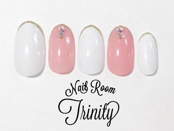 ネイルルーム トリニティ(Nail Room Trinity)/150種類以上選べるアート付
