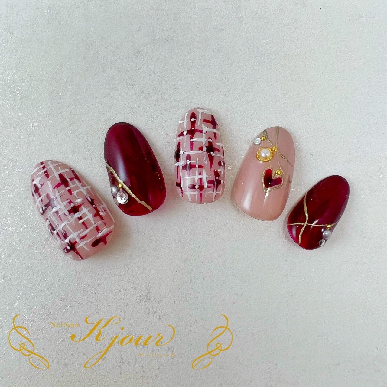 2026年冬トレンド】ツイード ハンド バレンタインのネイルデザイン集