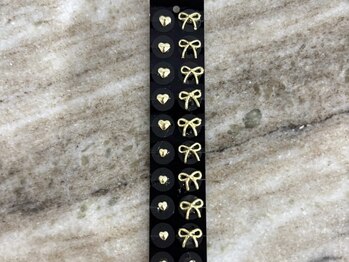 ホワイトニングサロン ホワイト(WHITE)/耳ツボジュエリー