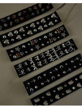 シュエット(CHOUETTE)/耳ツボジュエリー