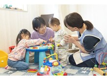 幹整体院の雰囲気(お子様同伴可能♪キッズスペース室あり。骨盤矯正多数ご来院)