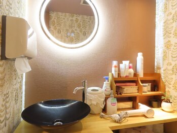 ナノミスト(NANO MIST)の写真/コラーゲンの増加促進→肌荒れを防ぐ→肌のハリを高める→シミやたるみを防ぐ→生成促進のナノミスト浴☆