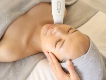 シミケアゼロ美人 表参道店(シミケアZERO美人)/特殊機械で下準備♪