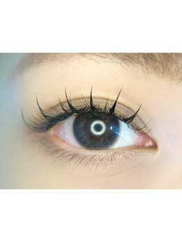 モテ可愛な目元にしたい