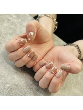 ネイルズ グラヴィス(Nails Gravis)/持込シンプルコース