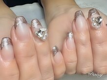 デイジー 藤沢(Daisy)/ラメフレンチ　ビジューネイル