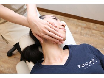 パウワウ 新宿サブナード店(POWWOW)/骨格からリフトup！