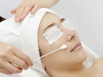 エヴァーグレース 川崎店/ホワイトスノービル★感動美白