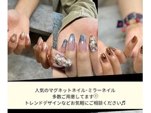 人気のマグネットネイル