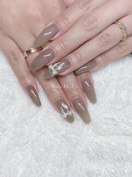 ネイルズ イルク(Nails Irk)/
