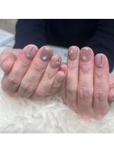 トータルサロン 白べぇーっ プラス/クーポンネイル