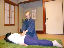 我孫子整体治療院/腰の腱引き施術