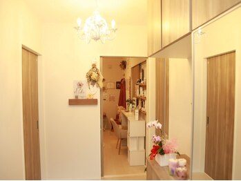 エリンダ(E LINDA)の写真/お肌のお悩みに合わせたトータルケアで、肌本来の美しさを引き出します☆結果重視の方におすすめ◎