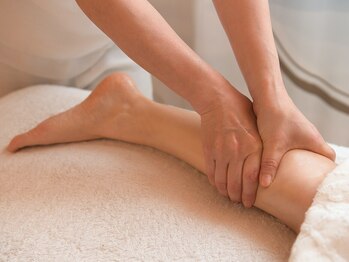 養生道 津店の写真/熟練の技術者が深層筋膜までしっかりと刺激し、血行とリンパの流れを促進☆冷えやだるさにも効果的です◎