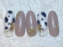 レイネイル レイアイ 各務原店(RAY NAIL & ray eye)/12月定額トレンドデザインコース