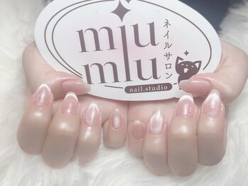 ミュウミュウ(miumiu)/冬限定ネイル特集