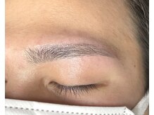 ケケ(KEKE)/眉毛スタイリング