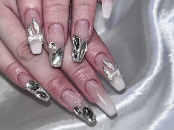 キラキラロングネイル