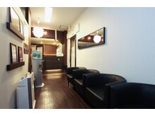 こころ整骨院/◇待合スペース