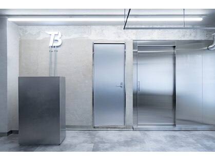 ザ ブロウ 恵比寿店(THE BROW)の写真