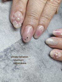 ぷっくりフラワーネイル