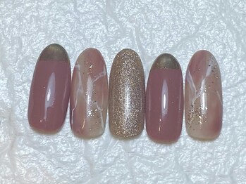 レイネイル レイアイ 各務原店(RAY NAIL & ray eye)/12月定額トレンドデザインコース