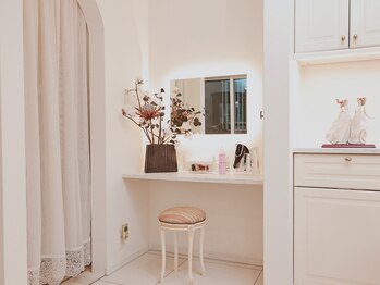 サロンドムーン(salon de MooN)/店内紹介