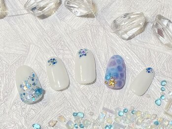 ネイルサロン ロゼプリュム/キラキラ水面ネイル