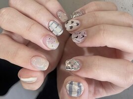 whiteニュアンスネイル
