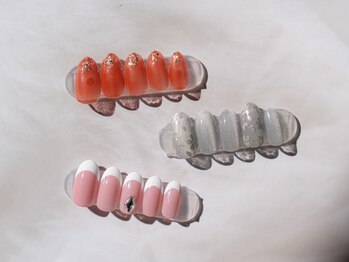 ニカ(NICA)の写真/シンプルデザインだからこそフォルムにもこだわる！豊富なカラーと確かな技術で心ときめく指先に♪