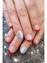 アンフィトリーテー/ハンドフレンチアート2本6600円